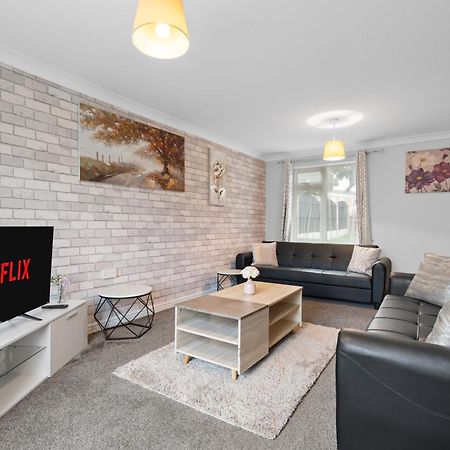 A Charming 3 Bed Home Next To Nec And Birmingham International Airport Marston Green Esterno foto