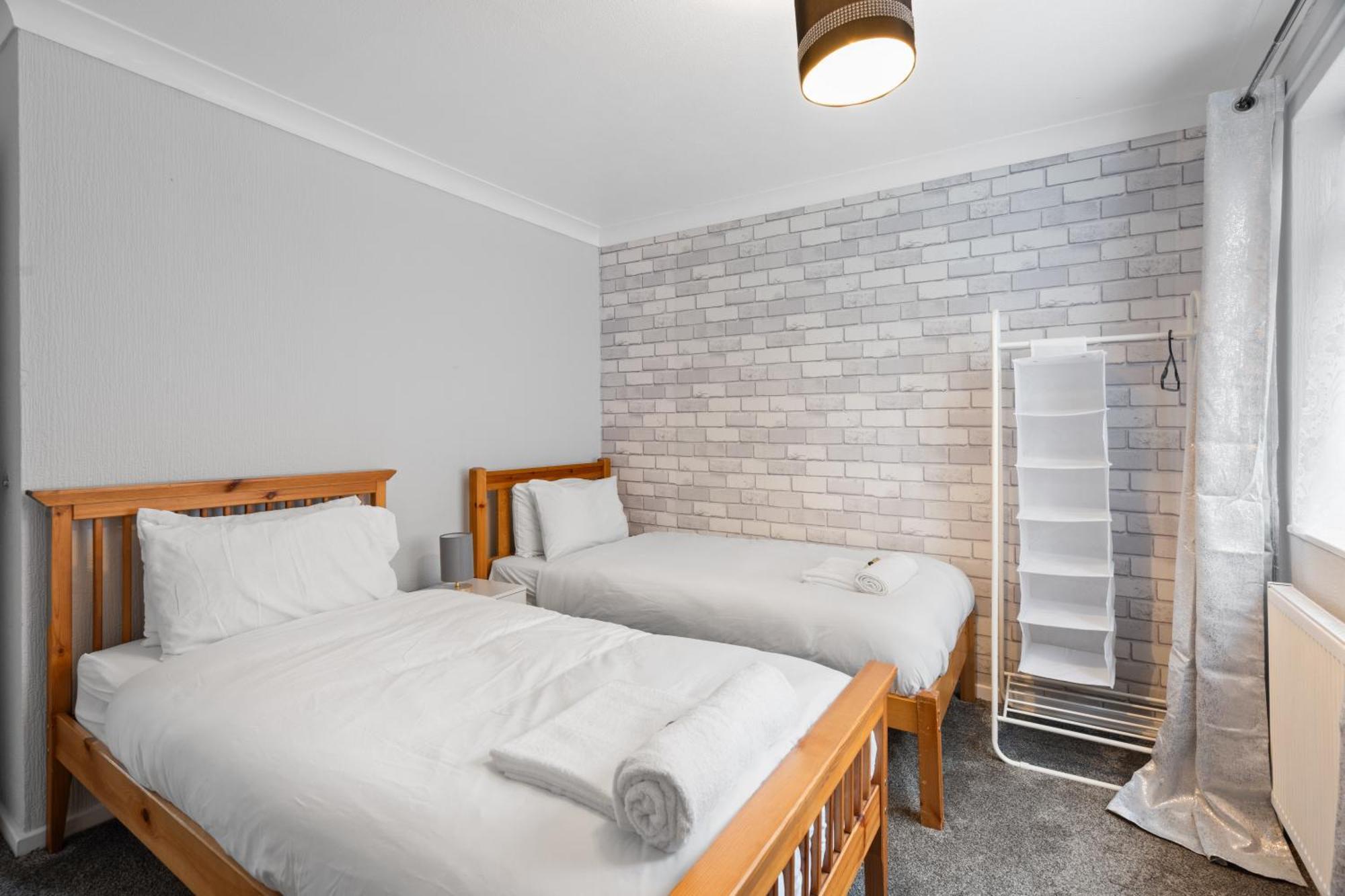 A Charming 3 Bed Home Next To Nec And Birmingham International Airport Marston Green Esterno foto